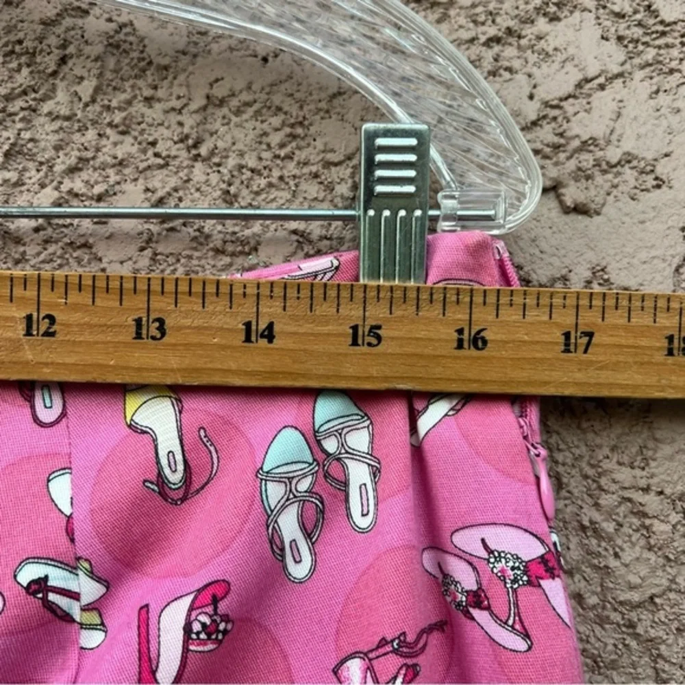 Vintage Requirements‎ Pants Size 12 Womens Pink All Over Prints Heels Shoes Chic